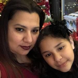 Meet your Posher, Abigail